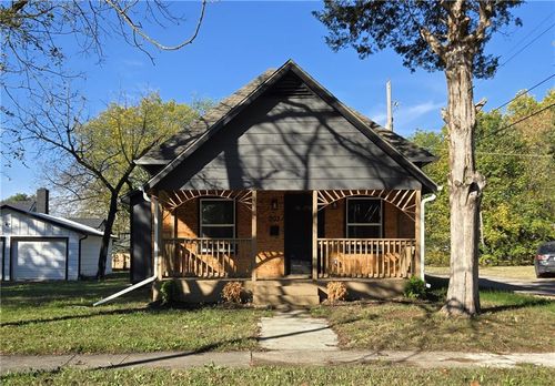 203 N Chestnut St, Pittsburg, KS, 66762-4650 | Card Image