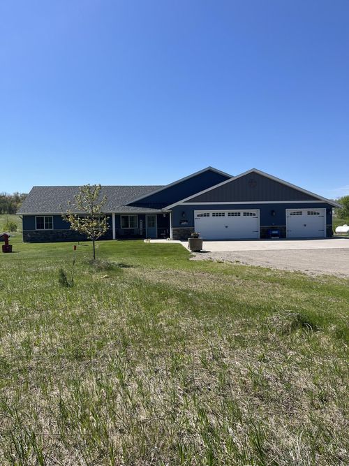 10185 440th St, Holdingford, MN, 56340-9771 | Card Image