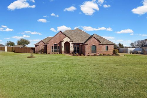 1920 Willow Bend Dr, Red Oak, TX, 75154-3870 | Card Image