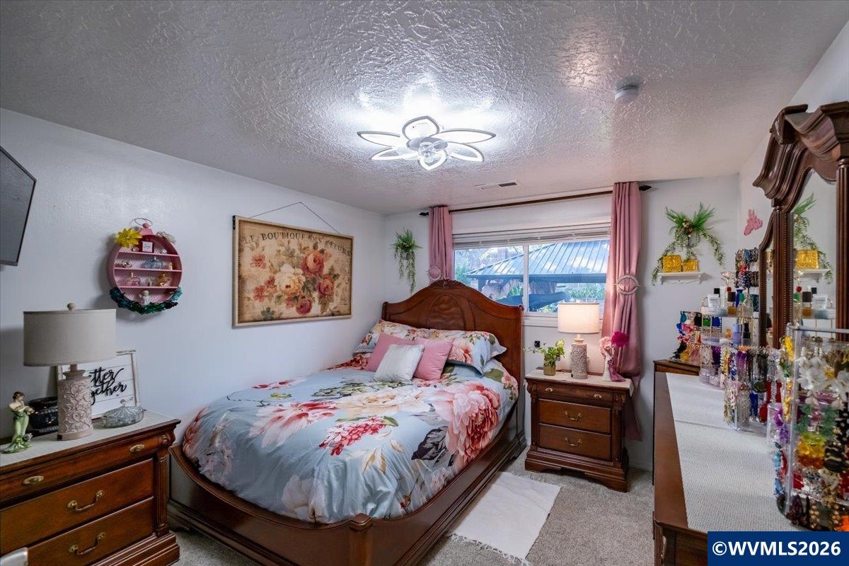 Residential in Woodburn 3