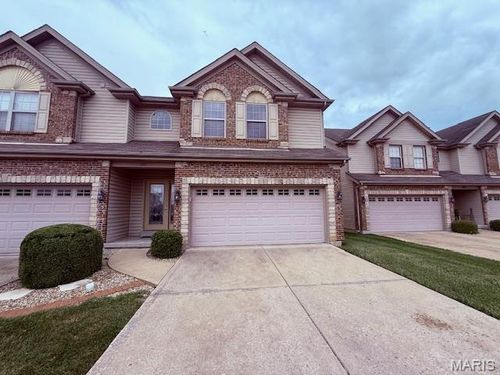 205 Prominence Ln, Lake St Louis, MO, 63367-1854 | Card Image