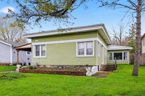 1426 N Harrison Street, Algonquin, IL, 60102 | Card Image