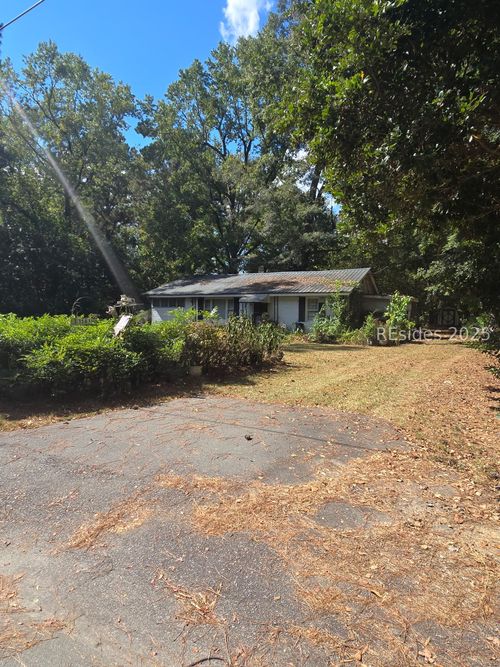 1141 Hodson Dr, Orangeburg, SC, 29115-8017 | Card Image