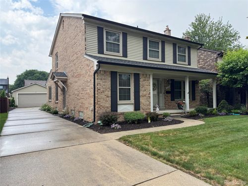 1755 Robindale Ave, Dearborn, MI, 48128-1014 | Card Image