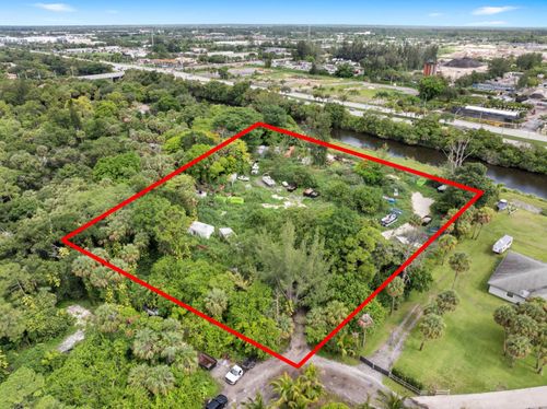 69 Armadillo Way, West Palm Beach, FL, 33411-3826 | Card Image