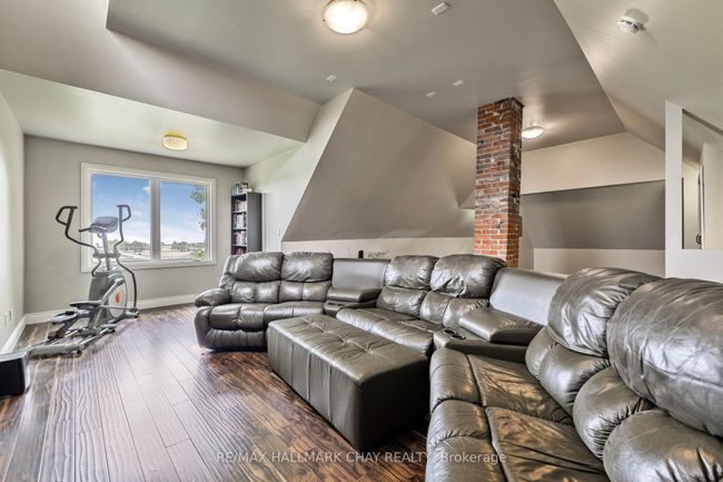 4735 20 Th Sideroad, House other with 4 bedrooms, 3 bathrooms and 4 parking in Thornton ON | Image 31
