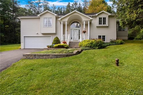 8536 Indian Hill Rd, Manlius, NY, 13104-8792 | Card Image