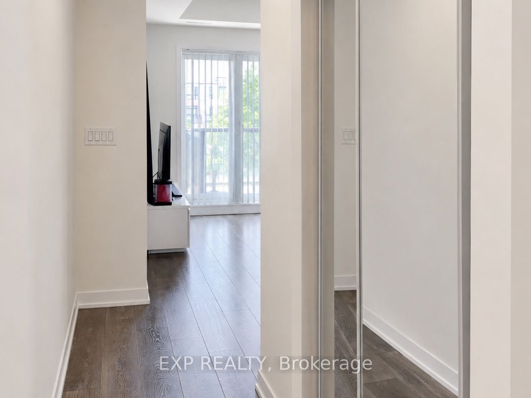 Residential Lease in Toronto W04 2