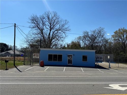 100 Mutual Blvd, Princeville, NC, 27886-5254 | Card Image