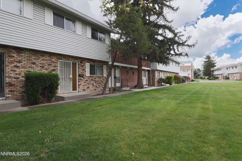 22 Smithridge Park, Reno, NV, 89502-5710 | Card Image