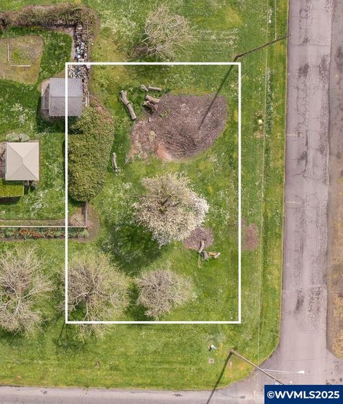 817 W 3rd (Next To) St, Halsey, OR, 97348 | Card Image