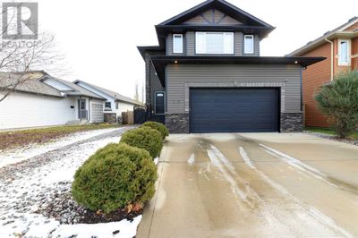 200 Kershaw Close, House other with 4 bedrooms, 4 bathrooms and 2 parking in Red Deer AB | Image 1