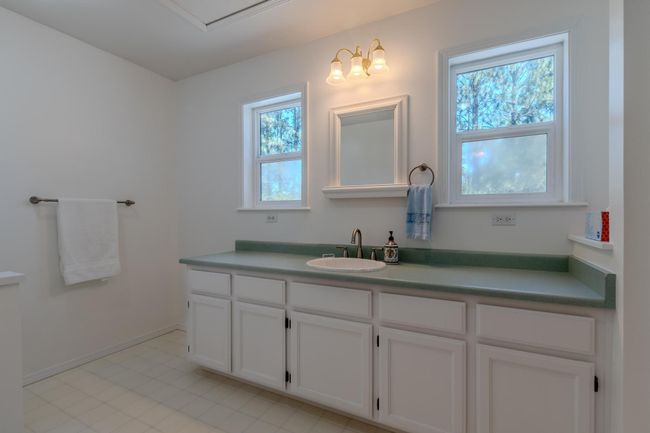 Guest Bath | Image 28