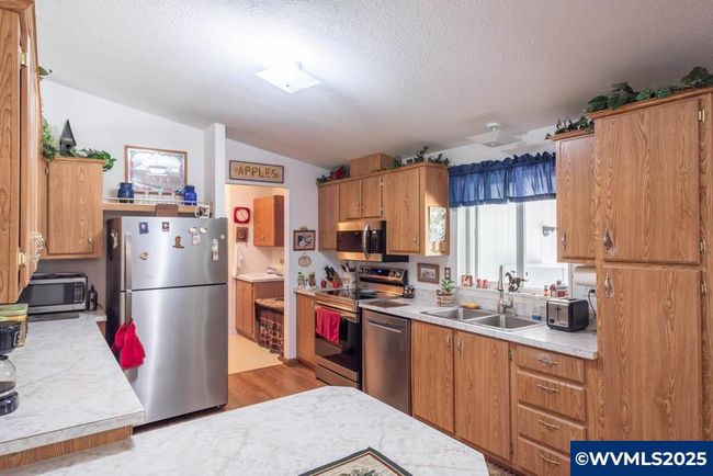 38404 Payne Dr, House other with 3 bedrooms, 2 bathrooms and null parking in Lebanon OR | Image 7