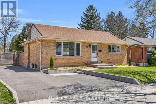 96 Siebert Ave, Kitchener, ON, N2C2A8 | Card Image