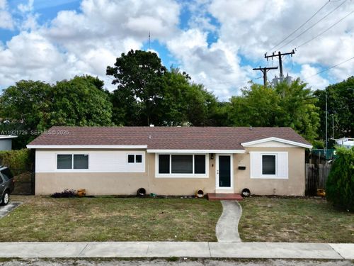 20021 Nw 14th Ave, Miami Gardens, FL, 33169-2725 | Card Image