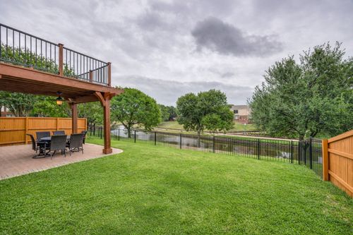 316 Riverwalk Ln, Irving, TX, 75063-6890 | Card Image