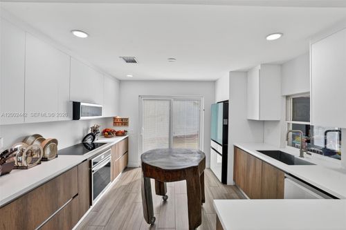 14914 Sw 142nd Pl, Miami, FL, 33186-8100 | Card Image