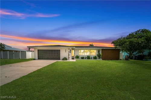 1903 Cornwallis Pkwy, CAPE CORAL, FL, 33904-4064 | Card Image