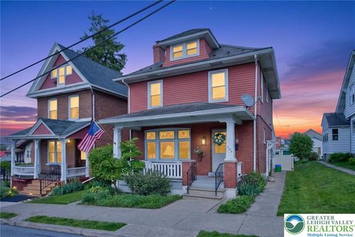 526 11th Ave, Bethlehem, PA, 18018-4939 | Card Image