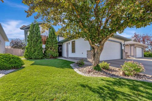 3504 61 Avenue, Lloydminster, AB, T9V2T8 | Card Image