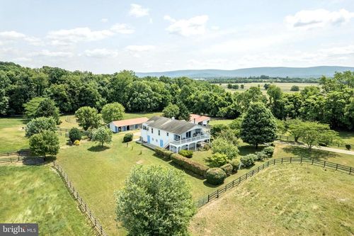 537 Cannon Ball Rd, BERRYVILLE, VA, 22611-2958 | Card Image