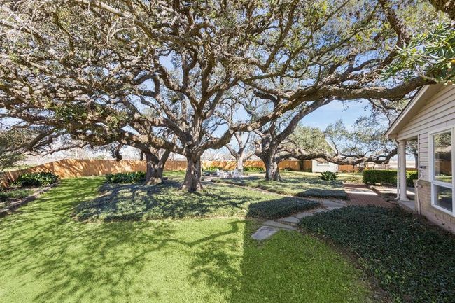 1014 River Plant Rd, Home with 3 bedrooms, 3 bathrooms and null parking in Eagle Lake TX | Image 23