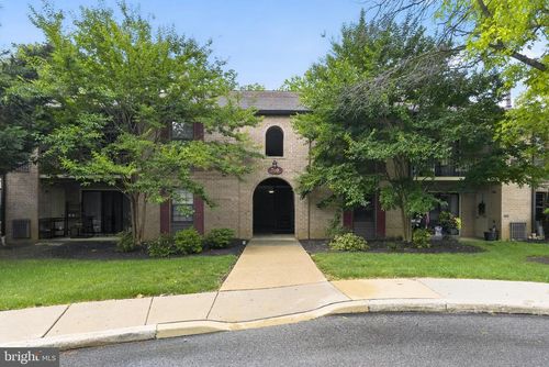 10-710 Washington Pl, CHESTERBROOK, PA, 19087-5870 | Card Image