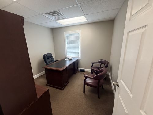 861 Mcarthur St, Manchester, TN, 37355-2323 | Card Image