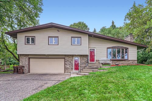 13428 Washburn Avenue S, Burnsville, MN, 55337 | Card Image