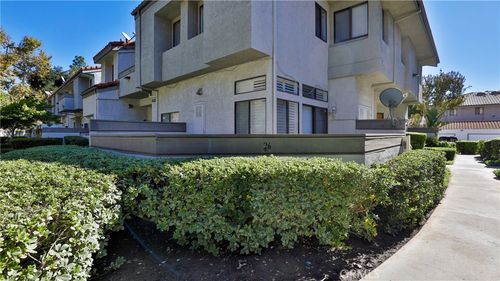 26 Willowcrest Ln, Phillips Ranch, CA, 91766-6688 | Card Image