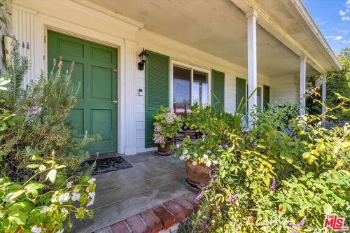 4157 Woodcliff Rd, Sherman Oaks, CA, 91403-4337 | Card Image