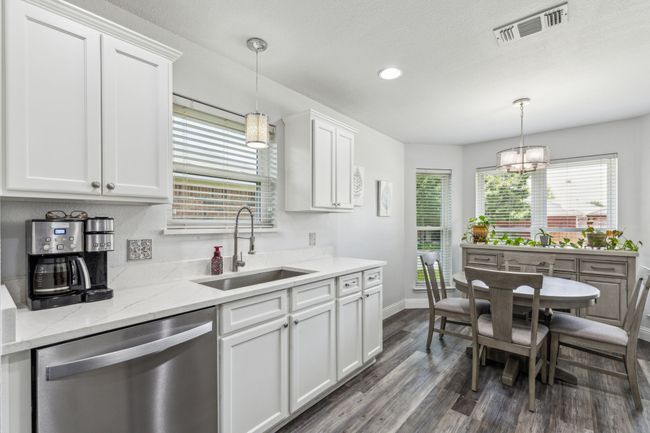 10508 Aransas Dr, House other with 3 bedrooms, 2 bathrooms and null parking in Fort Worth TX | Image 5