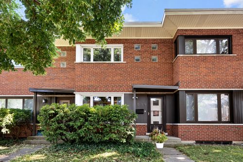 519 Ridge Rd, Wilmette, IL, 60091-2448 | Card Image