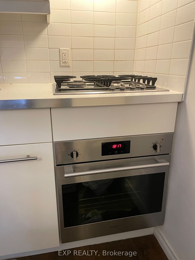 UNIT01 - 165 Euclid Ave, House other with 1 bedrooms, 1 bathrooms and null parking in Toronto ON | Image 6