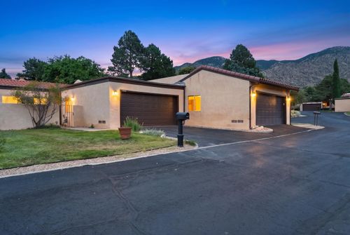 4412 Kellia Ln Ne, Albuquerque, NM, 87111-4224 | Card Image
