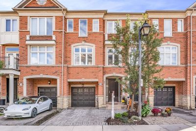 132 Vittorio De Luca Dr, Home with 3 bedrooms, 3 bathrooms and 2 parking in Vaughan ON | Image 1