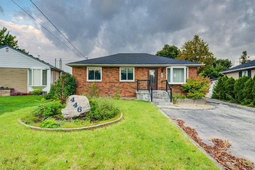 446 Kingsleigh Crt, Milton, ON, L9T1X8 | Card Image