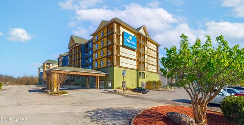 2105-225 Collier Dr, Sevierville, TN, 37862-6911 | Card Image