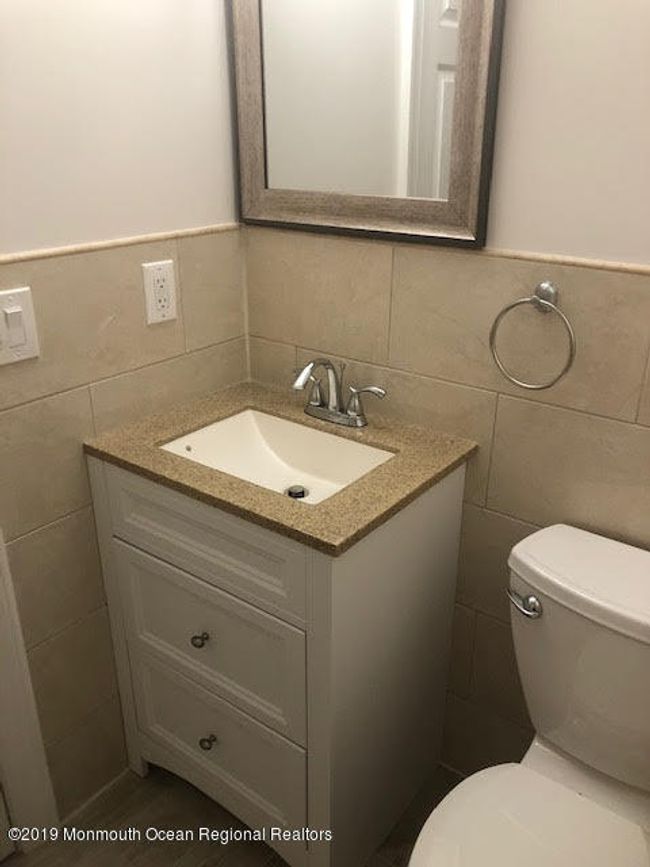 46 Dortmunder Dr, Townhouse with 4 bedrooms, 3 bathrooms and null parking in Manalapan NJ | Image 25