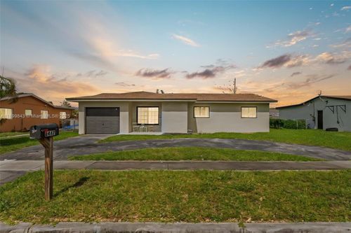 6447 Nw 22nd St, Margate, FL, 33063-2215 | Card Image