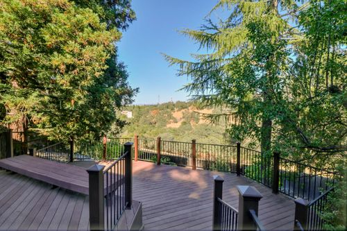 180 River Ridge Way, Folsom, CA, 95630-1856 | Card Image