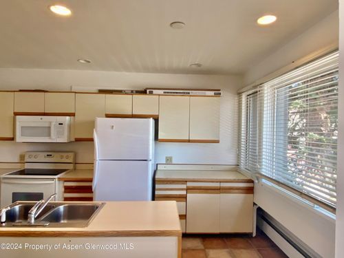 ste-m-309 Aspen Airport Business Ctr, Aspen, CO, 81611-3580 | Card Image