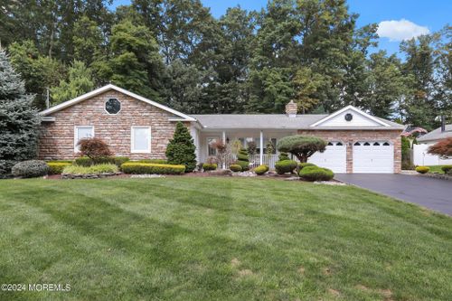 18 Mccue Road, Morganville, NJ, 07751 | Card Image