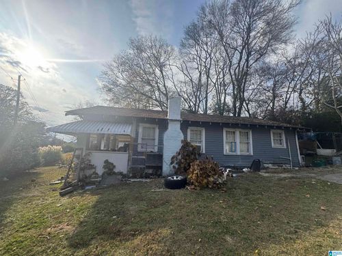 2060 E Lake Blvd, Tarrant, AL, 35217-3367 | Card Image