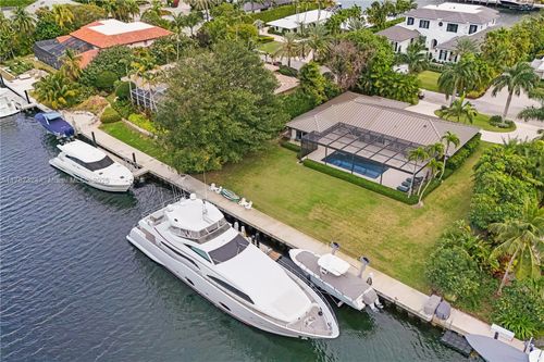 64 Tarpon Ln, Key Largo, FL, 33037-5229 | Card Image