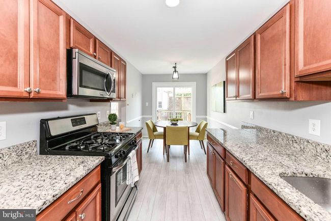 14552 Eddy Ct, Townhouse with 3 bedrooms, 4 bathrooms and null parking in CENTREVILLE VA | Image 14