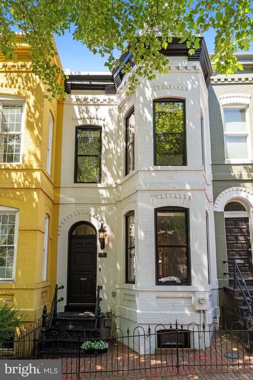 1324 35th St Nw, WASHINGTON, DC, 20007-2820 | Card Image