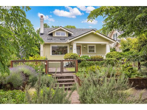 2243 Se Ladd Ave, Portland, OR, 97214 | Card Image