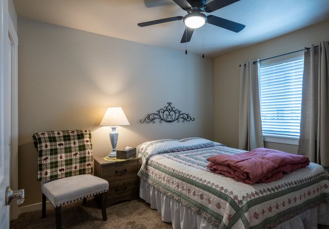 1st bedroom | Image 12